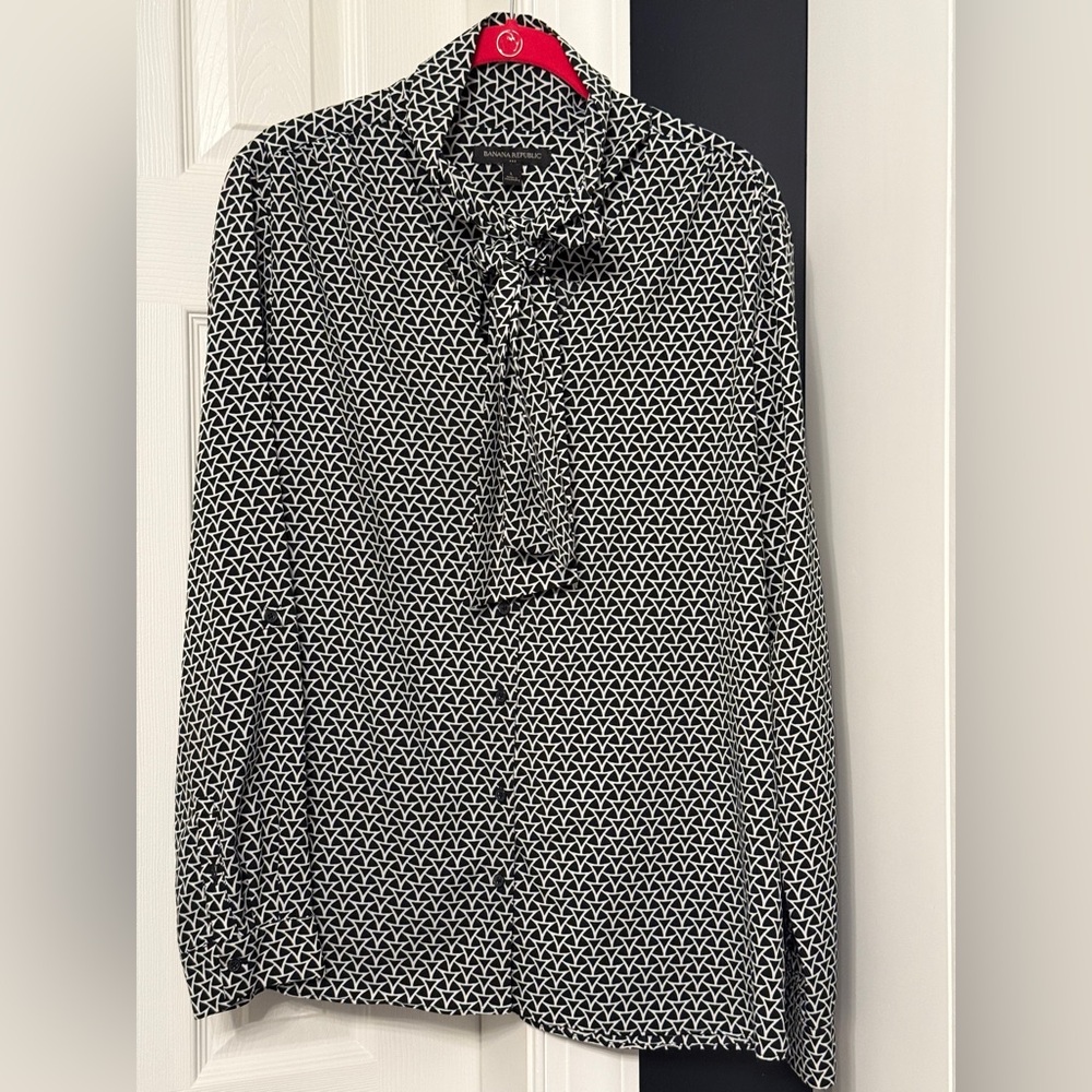 Banana Republic Geometric Black and White Blouse with bow ties.